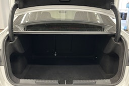 valkoinen Audi A3 2021 kuva 29.