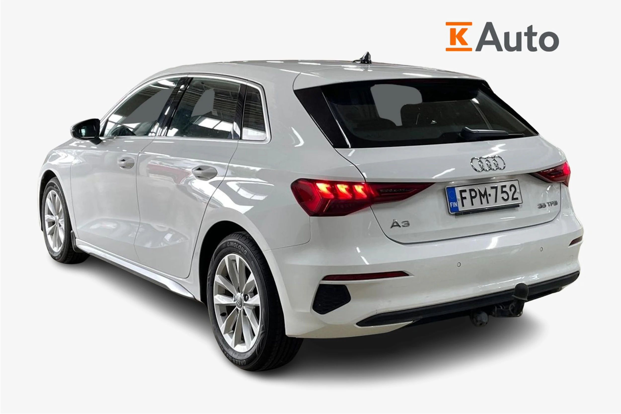 Valkoinen Audi A3 2021 kuva 2.