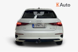 Valkoinen Audi A3 2021 kuva 3.