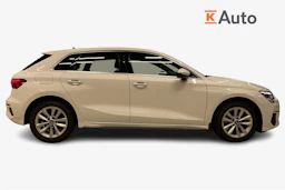 valkoinen Audi A3 2021 kuva 5.