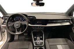 valkoinen Audi A3 2021 kuva 7.