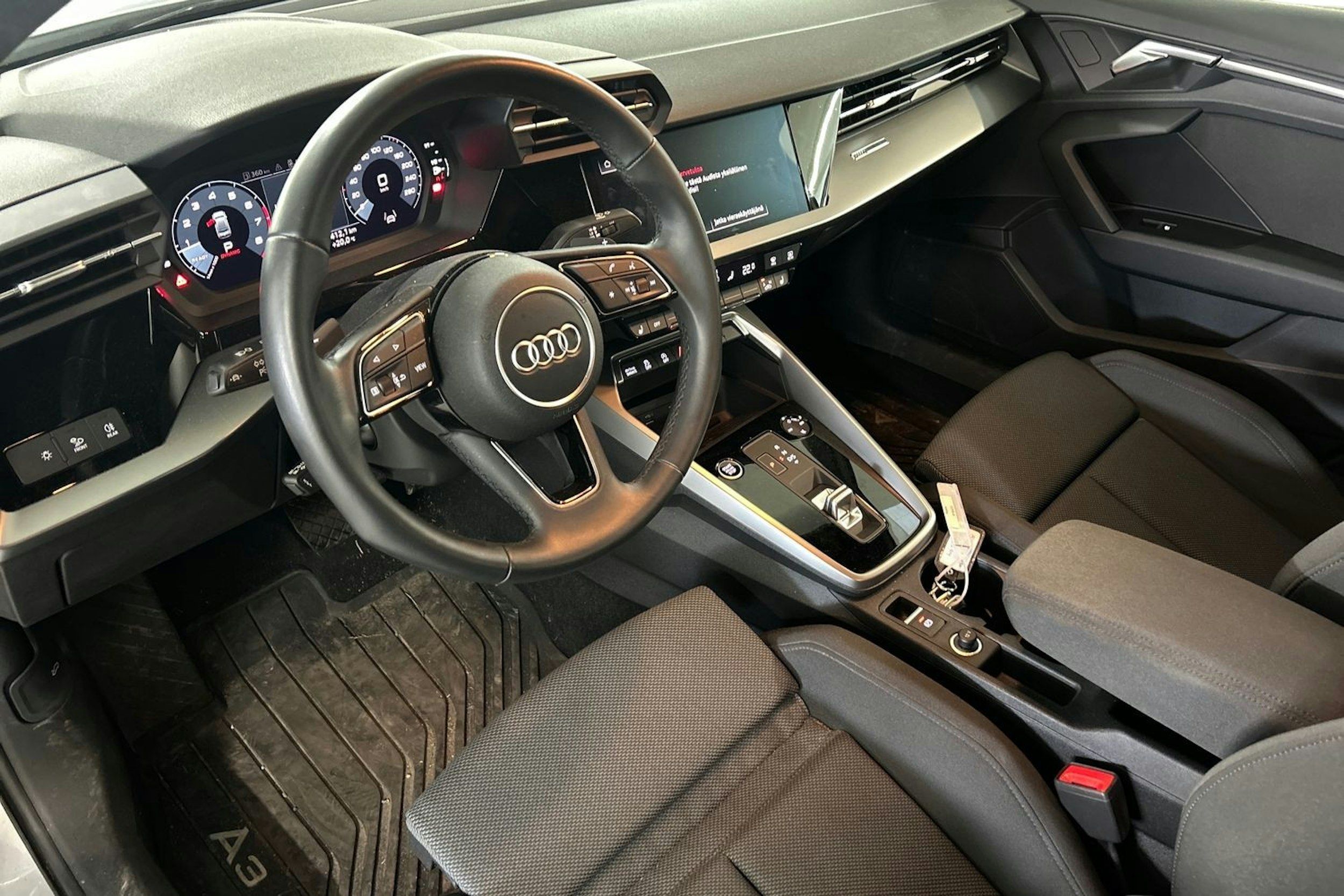 Hopea Audi A3 2021 kuva 3.