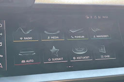 Valkoinen Audi A3 2021 kuva 6.