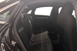 musta Audi A3 2021 kuva 10.