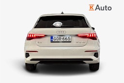 valkoinen Audi A3 2021 kuva 3.