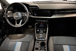 valkoinen Audi A3 2021 kuva 9.