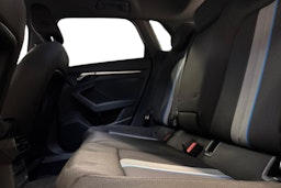 valkoinen Audi A3 2021 kuva 10.