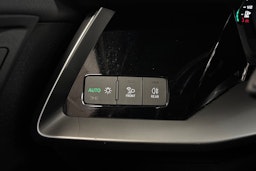 valkoinen Audi A3 2021 kuva 17.