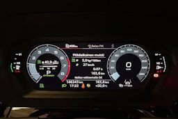 valkoinen Audi A3 2021 kuva 19.