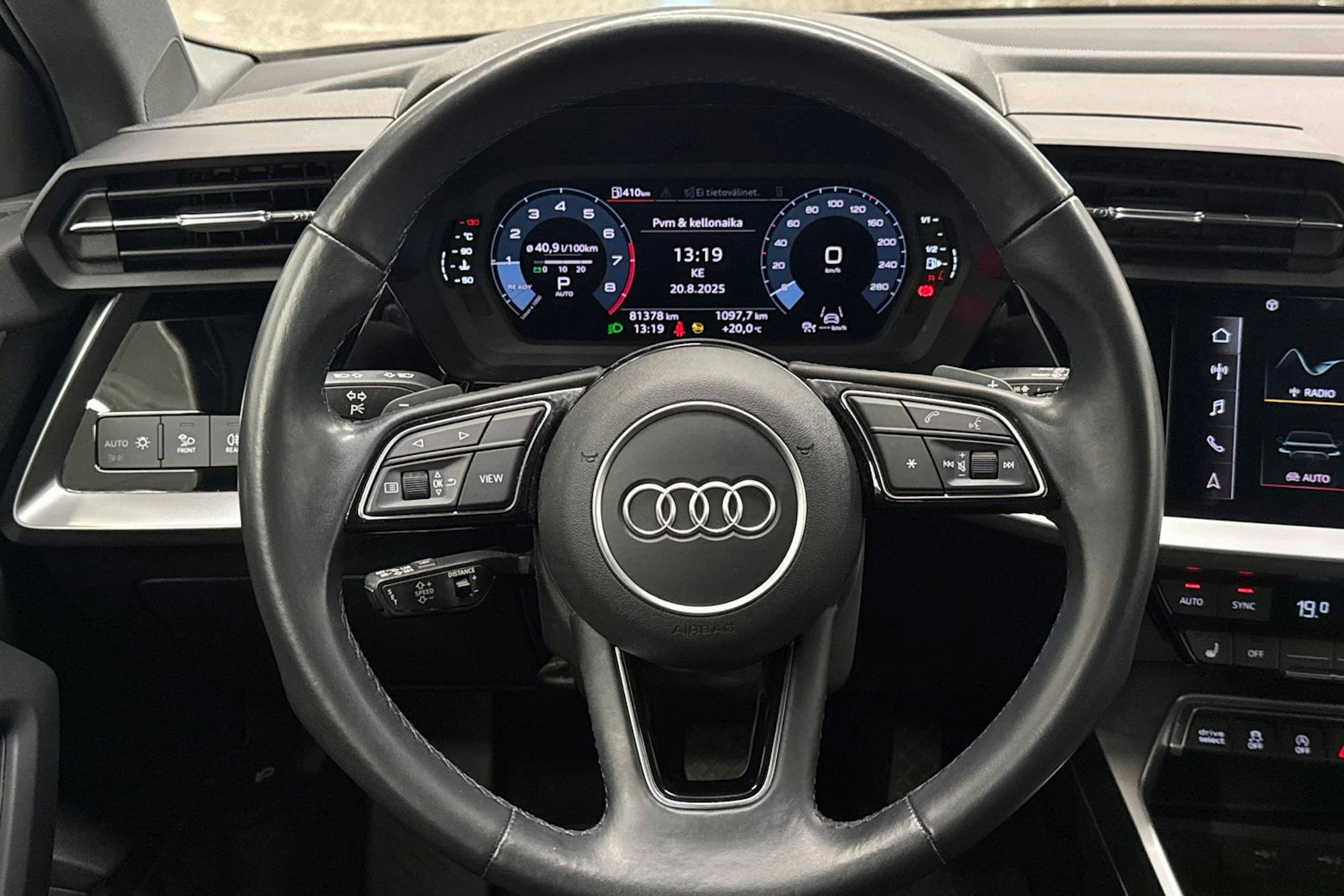 Musta Audi A3 2021 kuva 14.