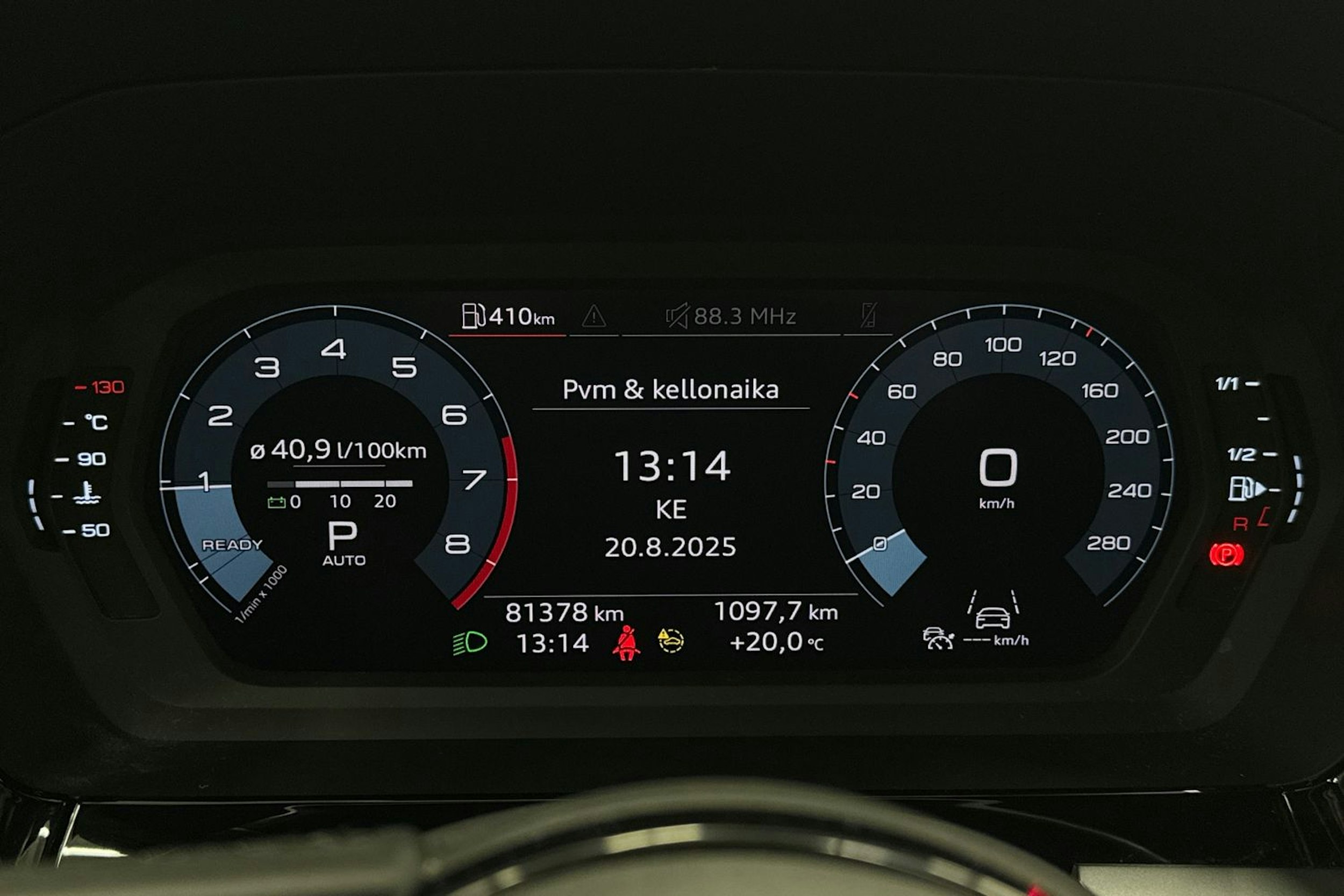 Musta Audi A3 2021 kuva 18.