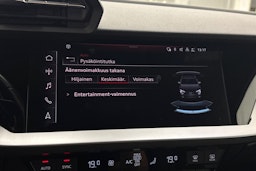 Musta Audi A3 2021 kuva 32.
