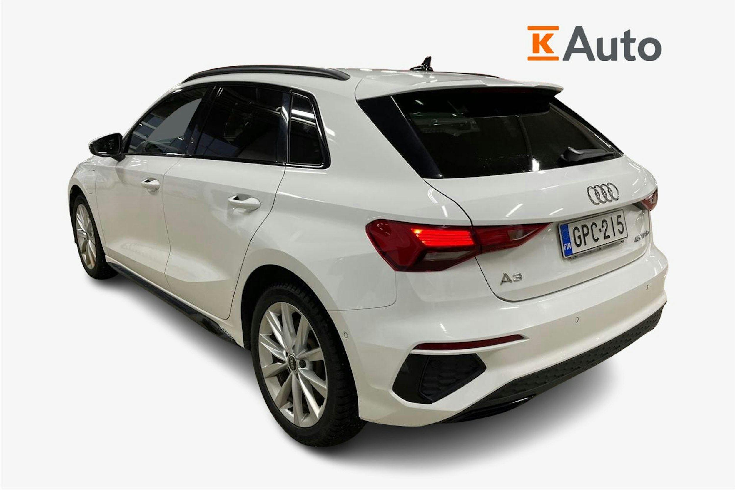 valkoinen Audi A3 2021 kuva 2.