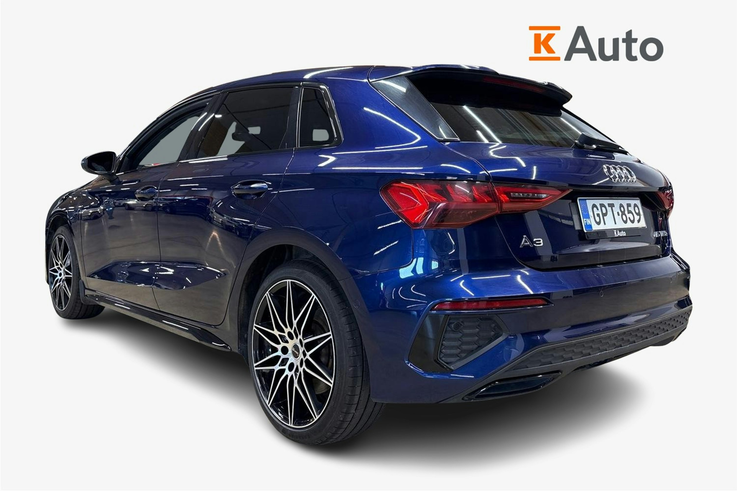 sininen Audi A3 2021 kuva 2.
