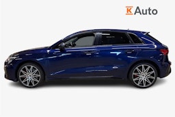 sininen Audi A3 2021 kuva 6.