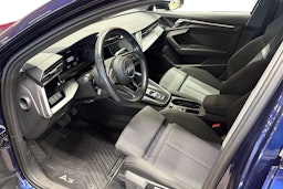 sininen Audi A3 2021 kuva 7.