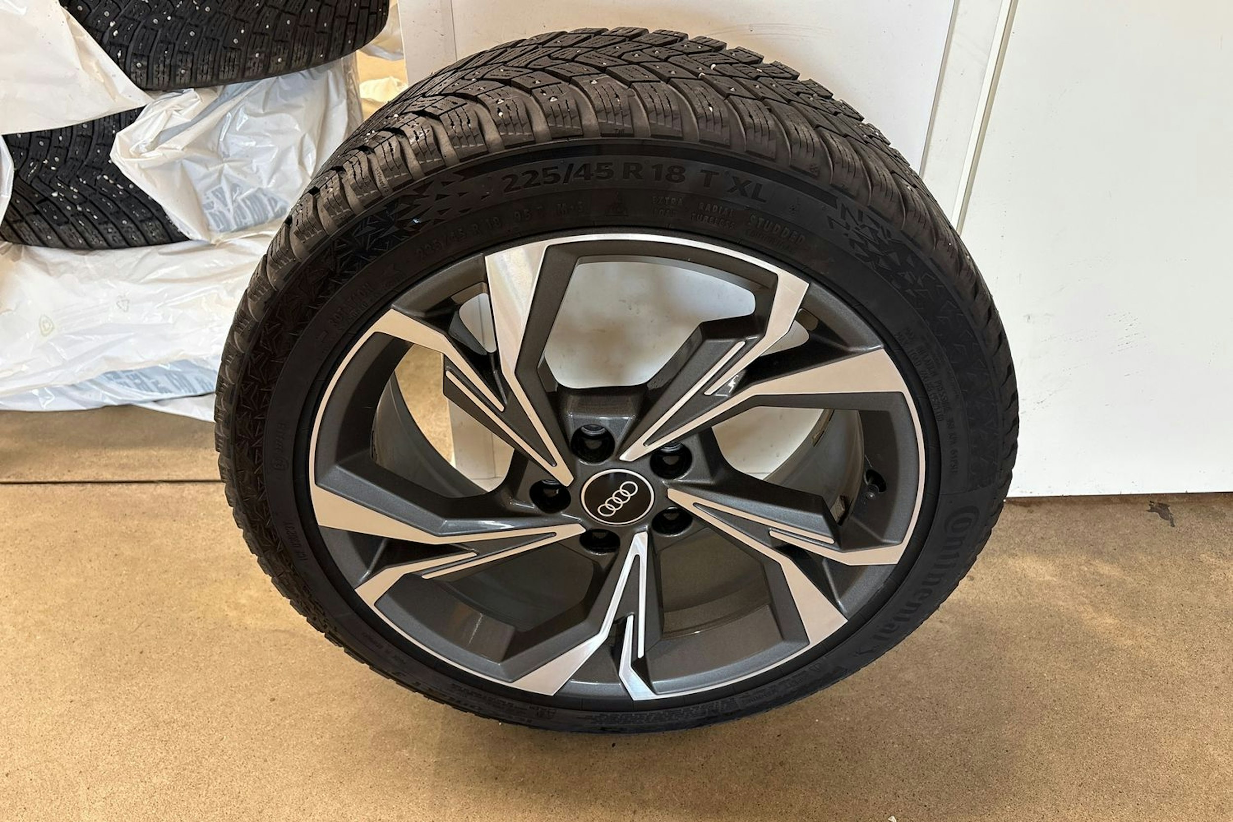 sininen Audi A3 2021 kuva 13.