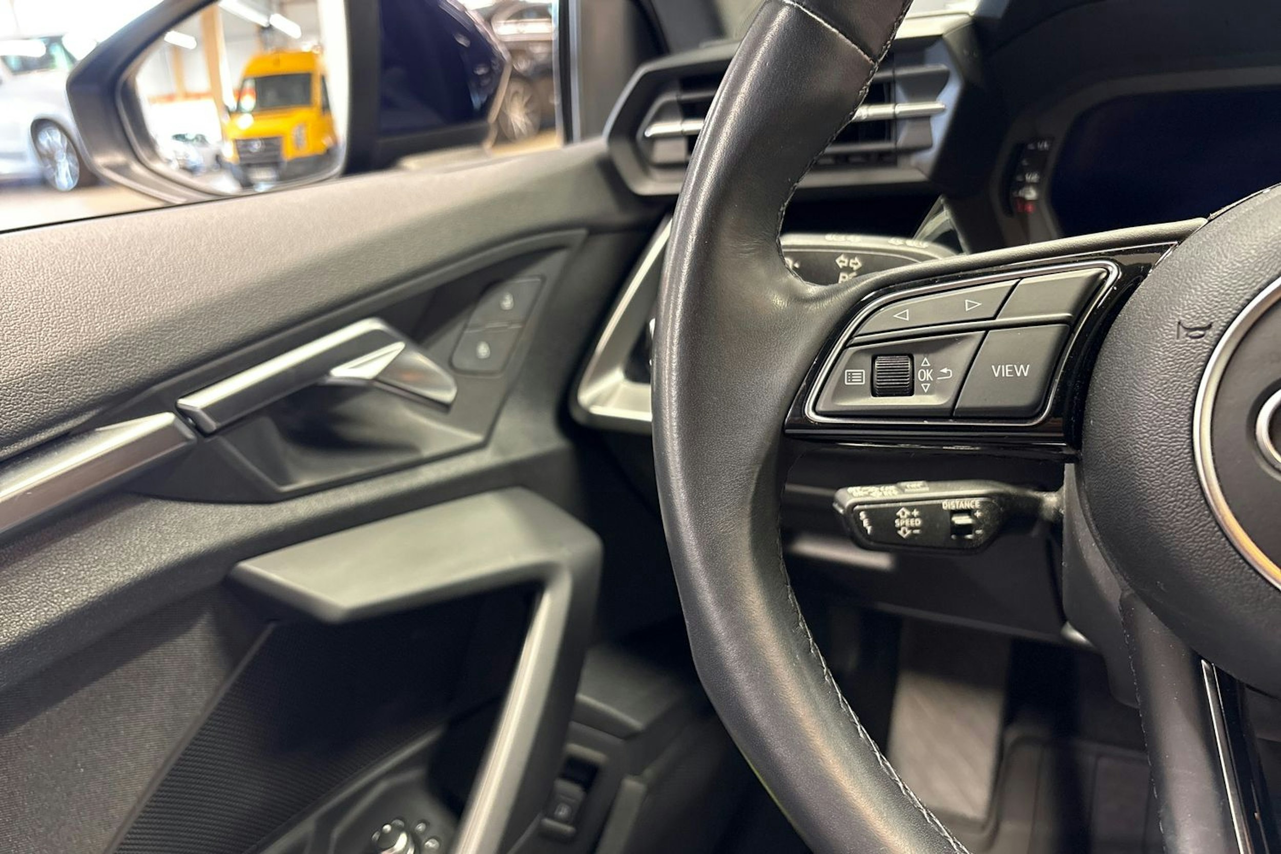sininen Audi A3 2021 kuva 16.