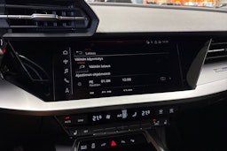 sininen Audi A3 2021 kuva 21.