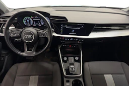 musta Audi A3 2021 kuva 9.
