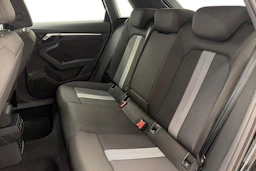 musta Audi A3 2021 kuva 11.