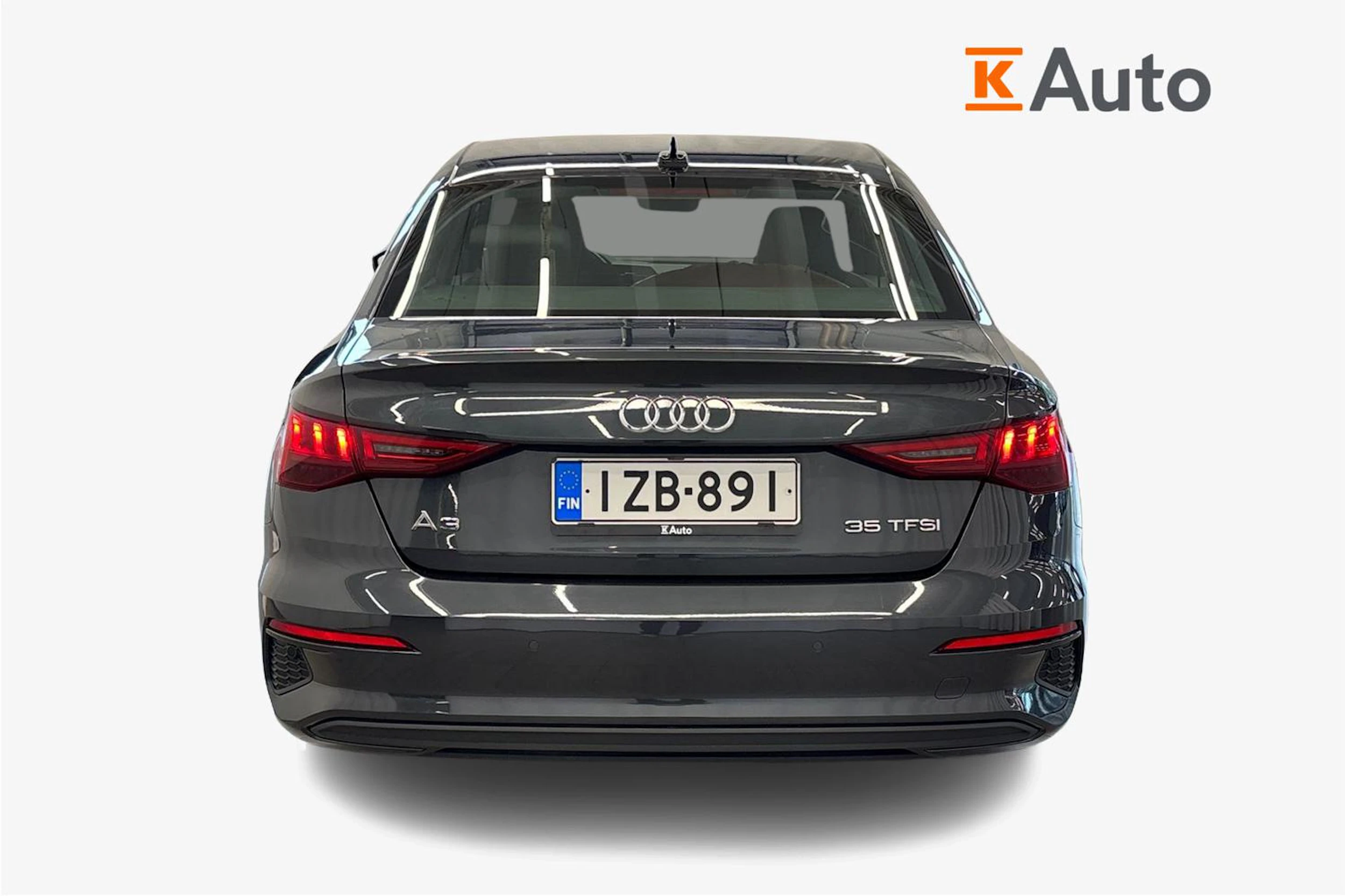 harmaa Audi A3 2021 kuva 3.