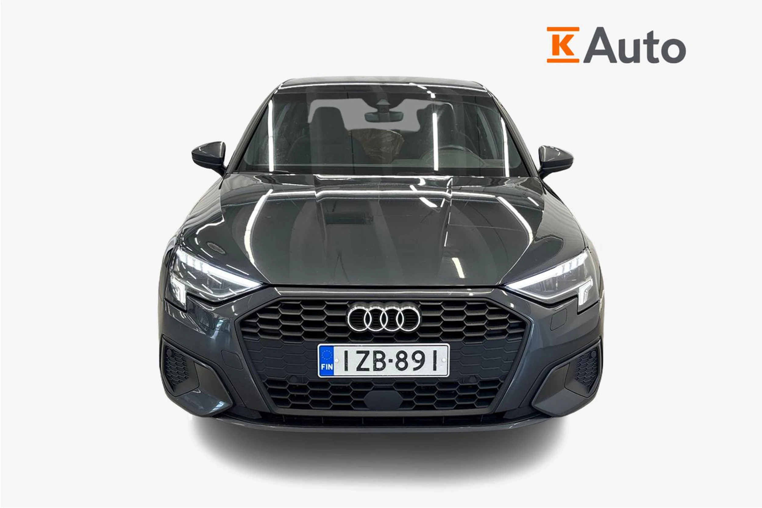 harmaa Audi A3 2021 kuva 4.