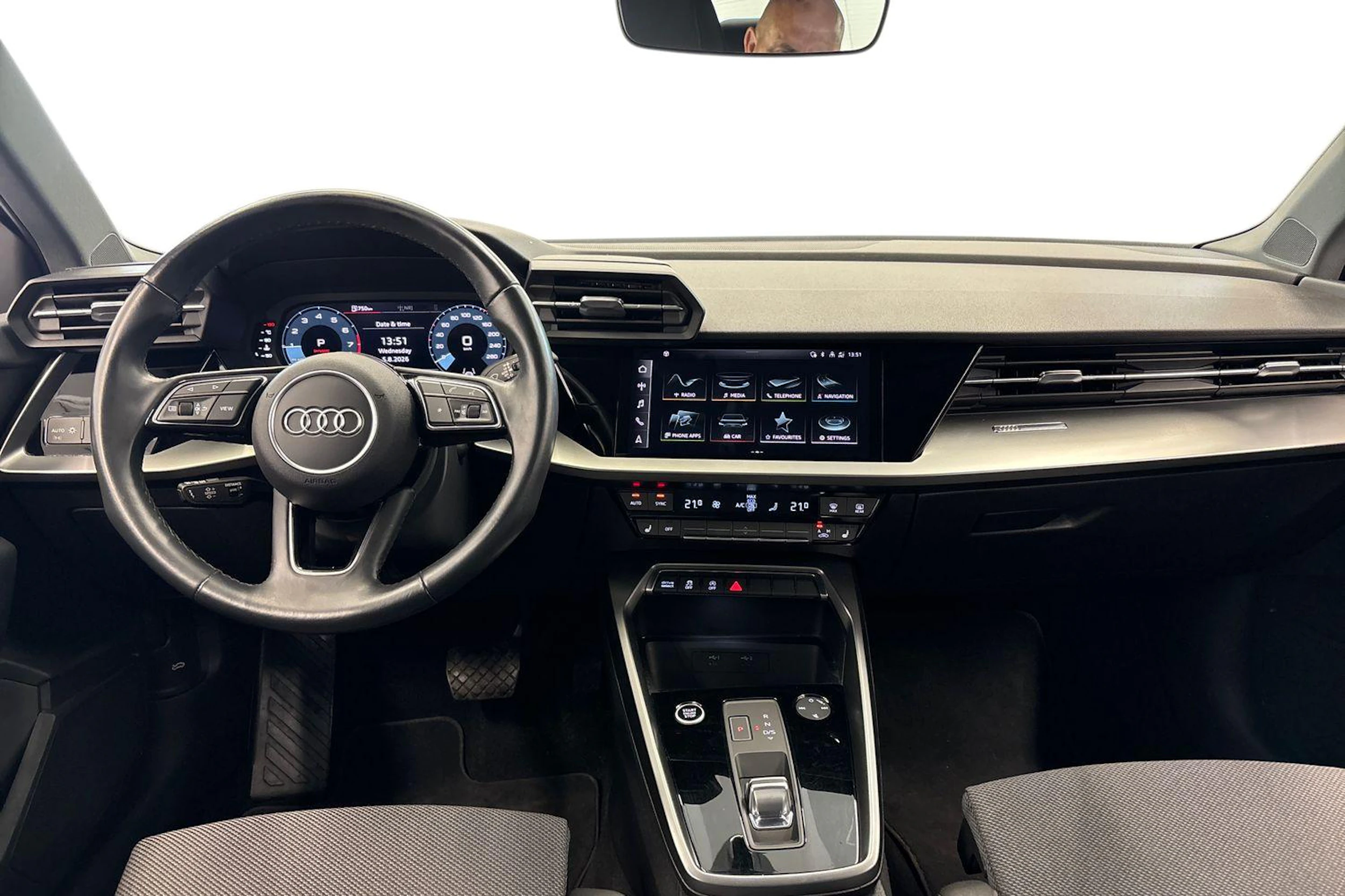 harmaa Audi A3 2021 kuva 7.