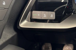 harmaa Audi A3 2021 kuva 16.