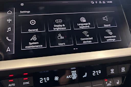harmaa Audi A3 2021 kuva 21.