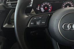 Sininen Audi A3 2021 kuva 12.