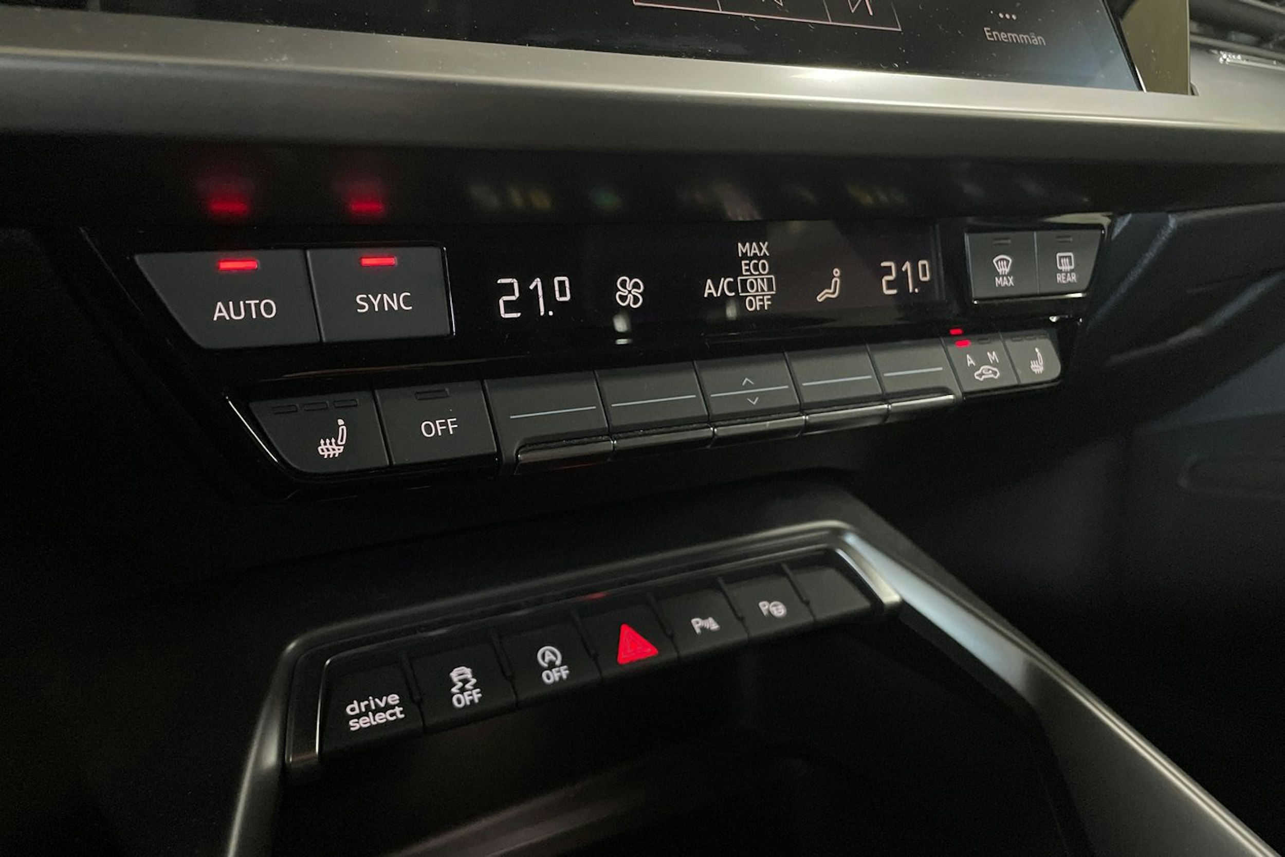 Sininen Audi A3 2021 kuva 20.