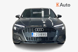 Harmaa Audi A3 2021 kuva 4.