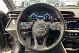 Harmaa Audi A3 2021 kuva 11.