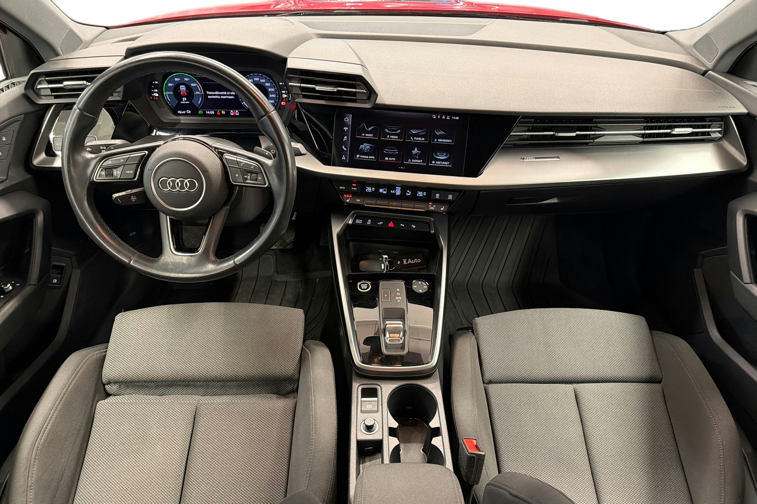 Punainen Audi A3 2021 kuva 9.