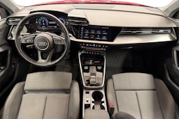 Punainen Audi A3 2021 kuva 9.