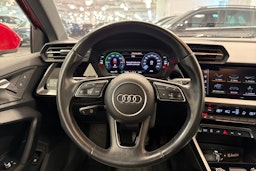 Punainen Audi A3 2021 kuva 14.