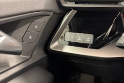 Punainen Audi A3 2021 kuva 17.