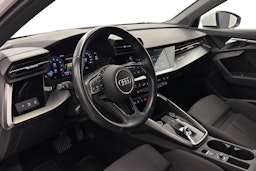 valkoinen Audi A3 2021 kuva 6.