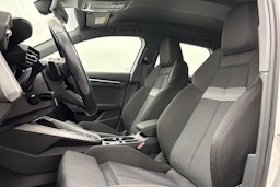 valkoinen Audi A3 2021 kuva 11.