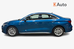 sininen Audi A3 2021 kuva 7.