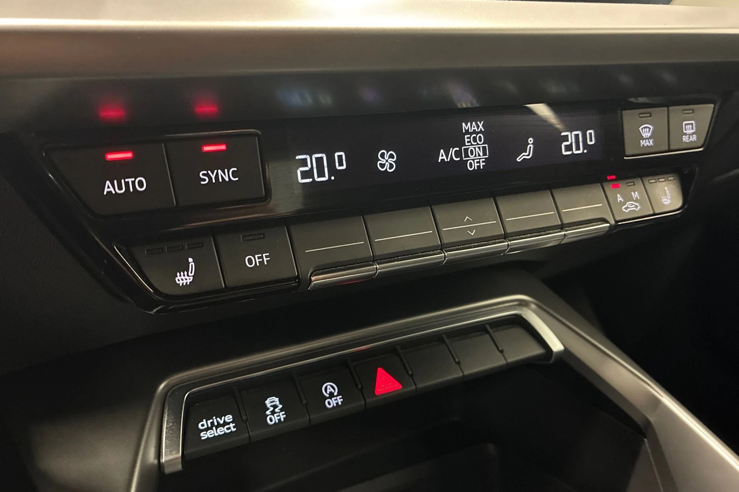 sininen Audi A3 2021 kuva 23.