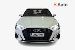 valkoinen Audi A3 2021 kuva 5.