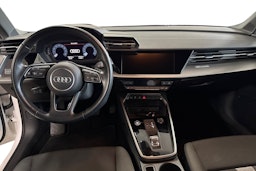 valkoinen Audi A3 2021 kuva 9.