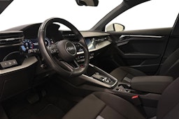 valkoinen Audi A3 2021 kuva 7.