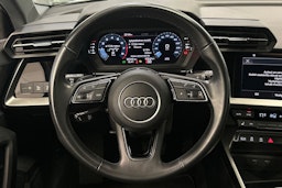 valkoinen Audi A3 2021 kuva 11.