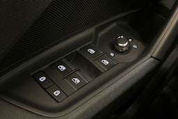 valkoinen Audi A3 2021 kuva 16.