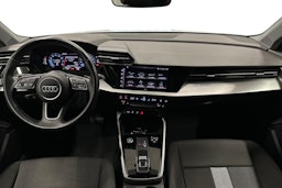 valkoinen Audi A3 2021 kuva 9.