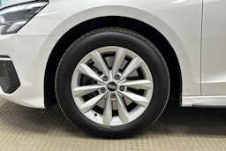 valkoinen Audi A3 2021 kuva 11.