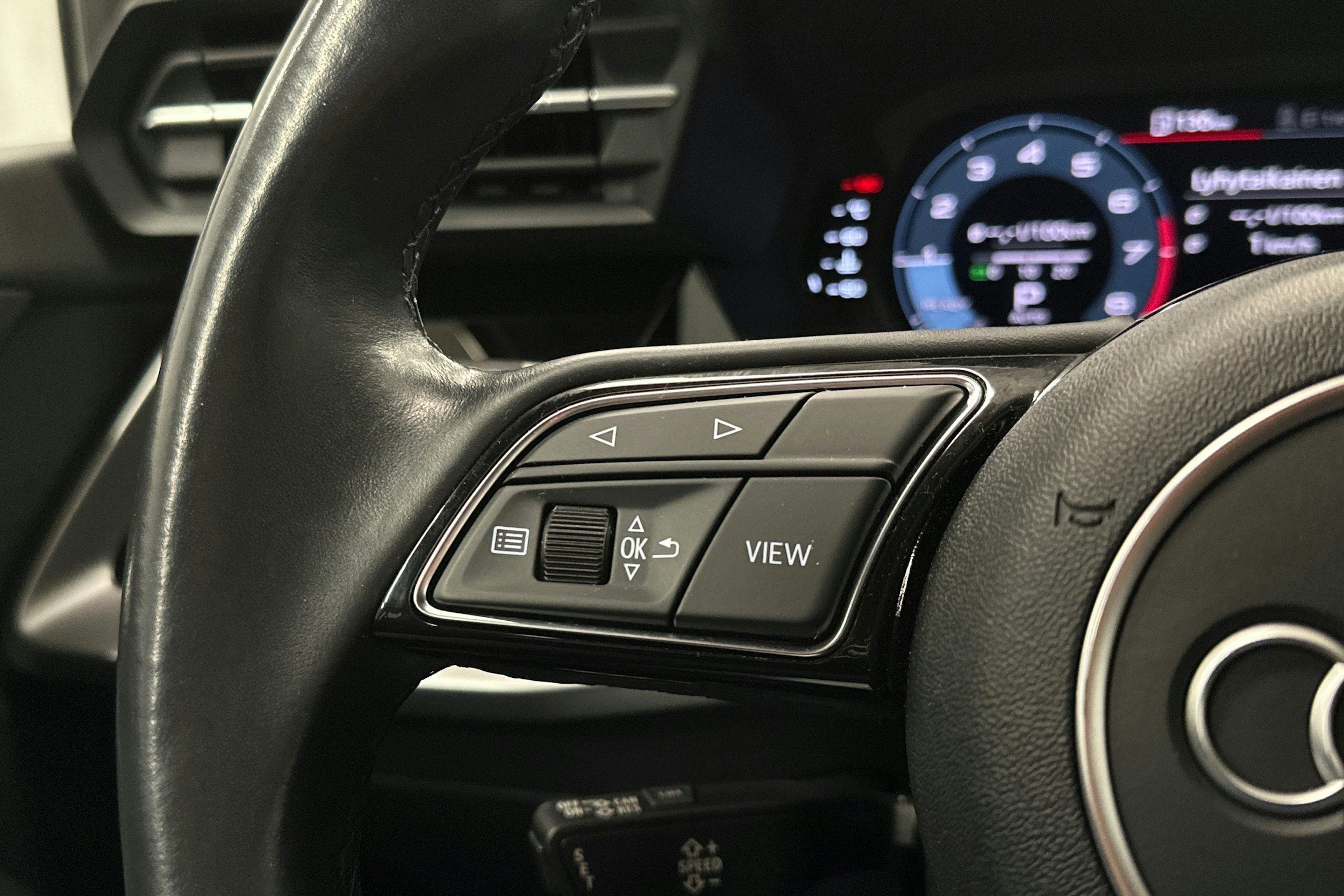 valkoinen Audi A3 2021 kuva 18.